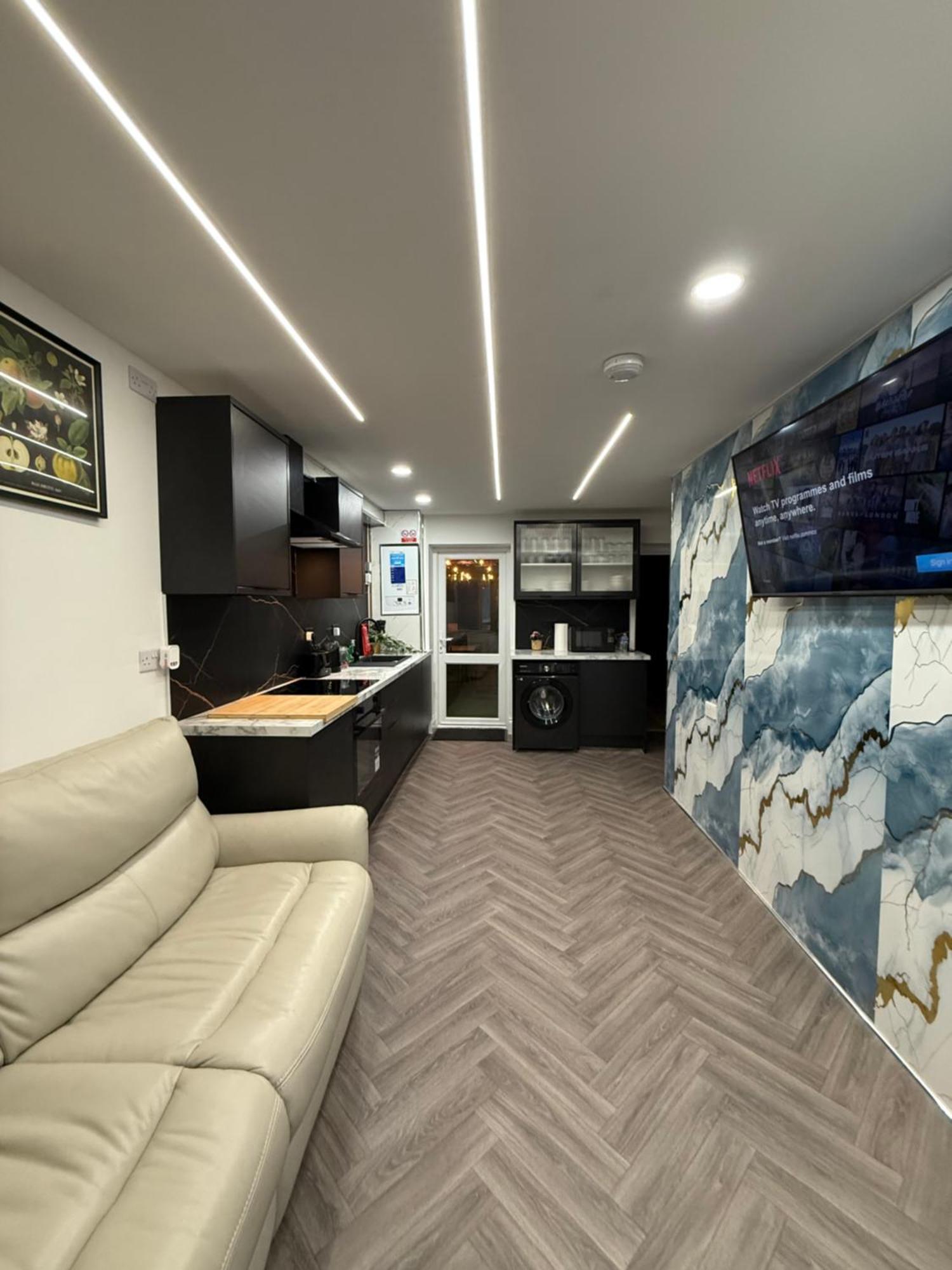 Birmingham City Centre- 9 Bed House With Free Parking Exterior photo