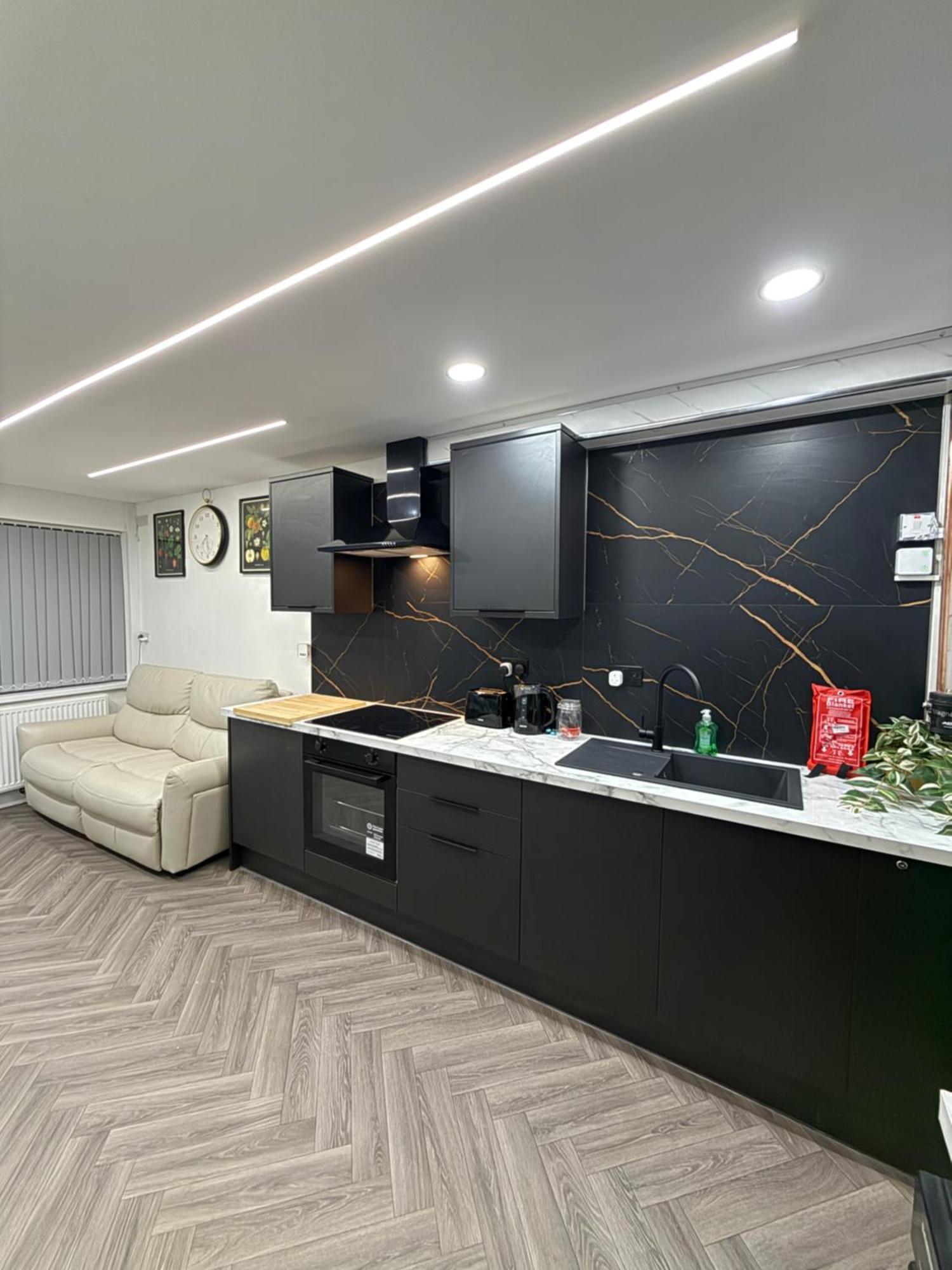 Birmingham City Centre- 9 Bed House With Free Parking Exterior photo