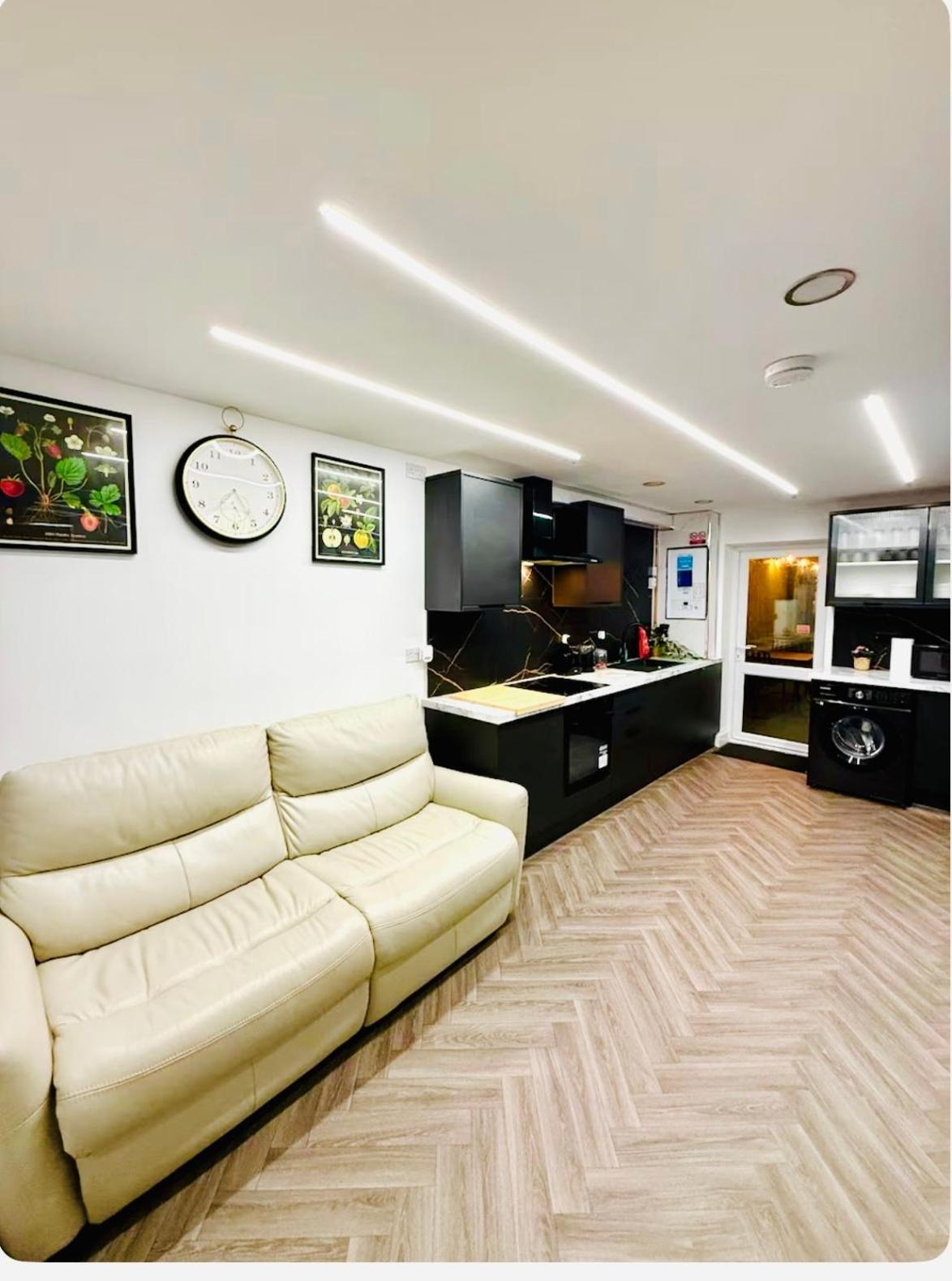 Birmingham City Centre- 9 Bed House With Free Parking Exterior photo